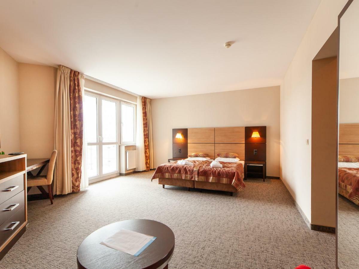 Apartament Hotelowy Delux W Kolobrzegu Ul Kosciuszki 16 Pobyt 7 Nocy 20 Procent Rabatu ,4 Dni 10 Procent Rabatu Exteriér fotografie
